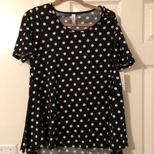 Medium Lularoe Perfect T
